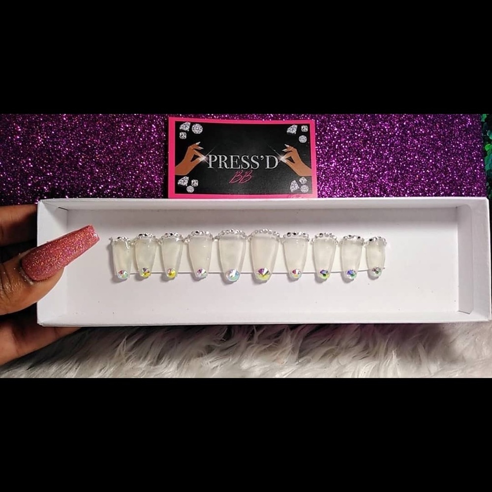 Clear Crystals Coffin Press On Nails